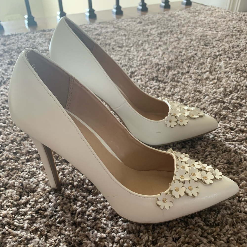 Lauren Conrad White Flowered High Heel